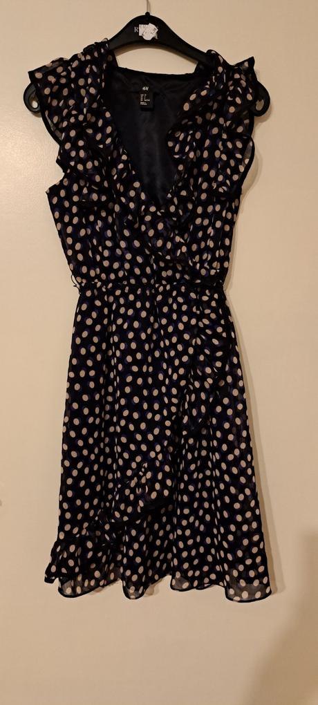 Šaty s volánom, h&m,32