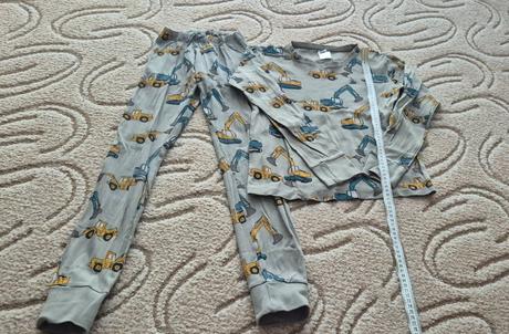 Pyžamko, lindex,134