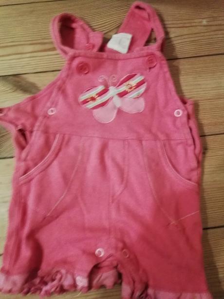 Kraťasy na traky, 74