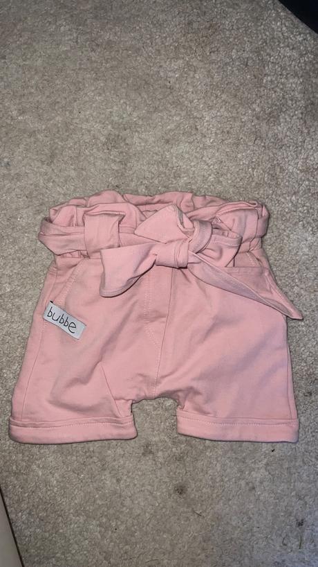 Dievcenske sortky, bubbe,80