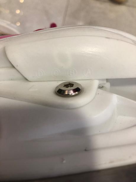 Nastaviteľné korčule na ľad 30-33, 31