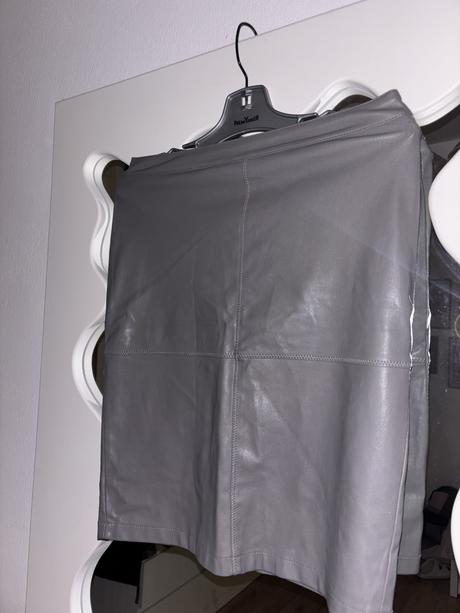 Koženková sukňa vila s, s