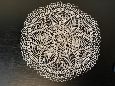 Hackovana decka/obrusok mandala kruh,