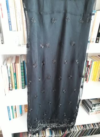 Cierne saty c. 38, m