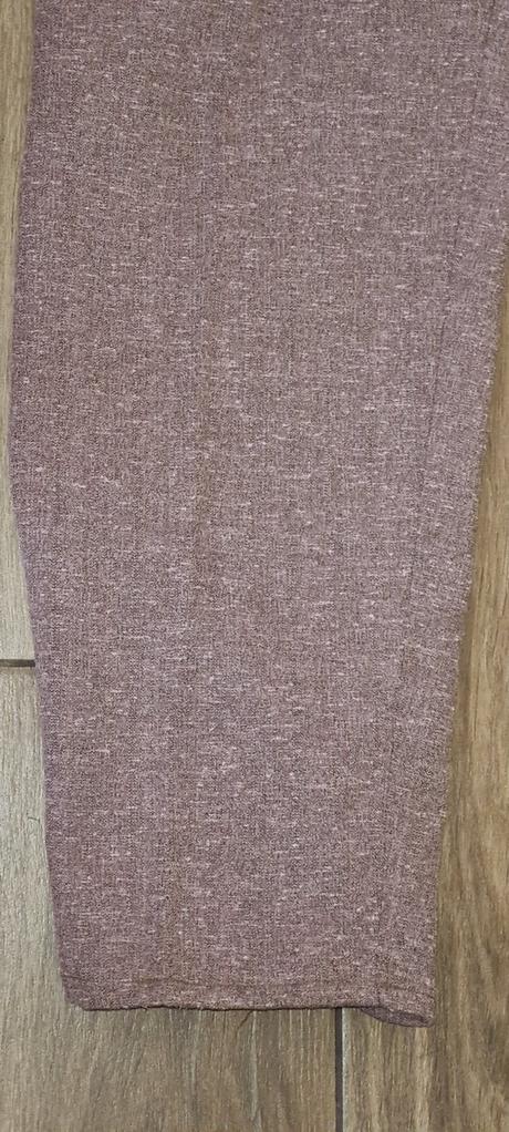 Staroružové nohavice, 42