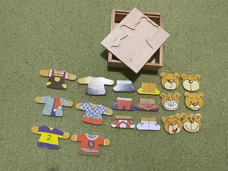 Drevená vkladačka macík, zn. dráčik, v.2r+, 