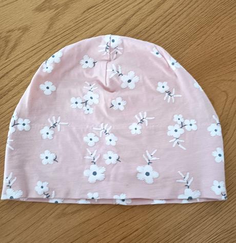 Kvietkovaná čiapočka, 116