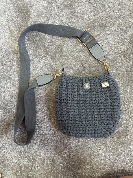 Hackovana handmade mini kabelka,
