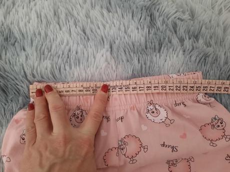 Pekné pyžamko 140/146, 140