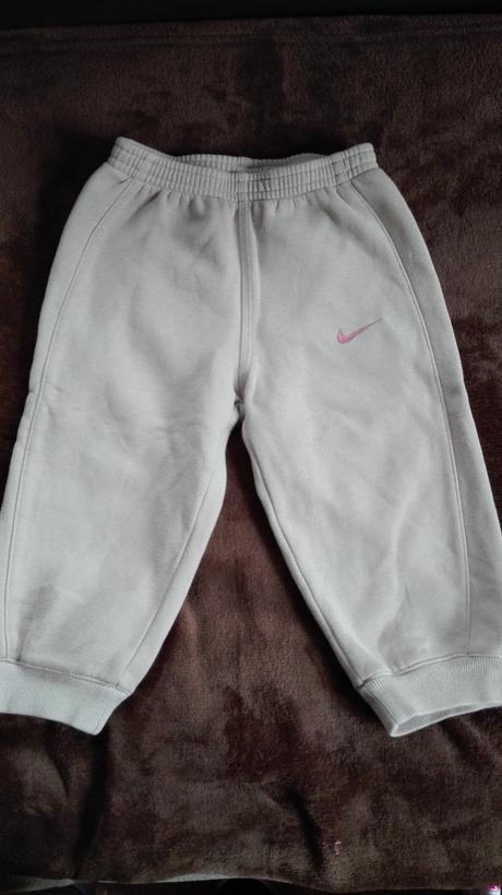 Tepláčiky 92/98, nike,92