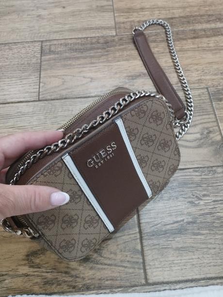 Kabelka guess, guess