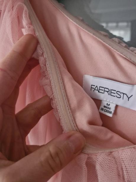 Spoločenské šaty, m