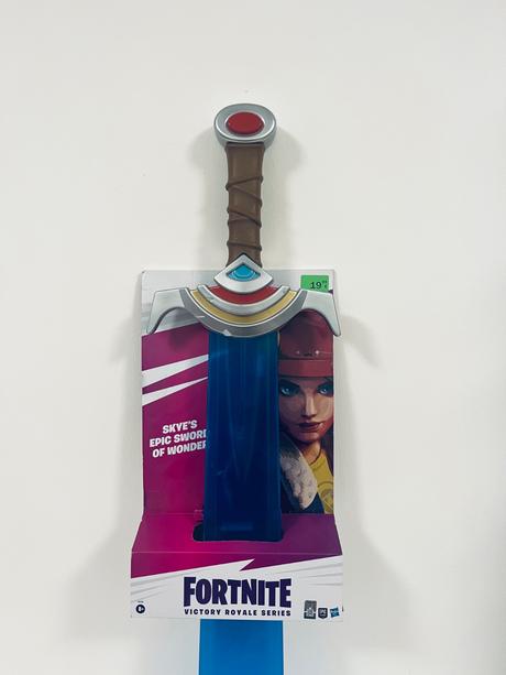 Fortnite skye's epic sword of wonder, 