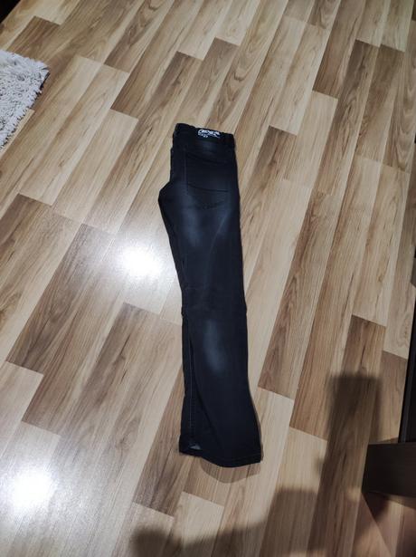 Chlapčenské rifle, 158