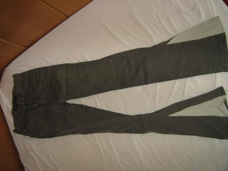 Olivove nohavice, 36