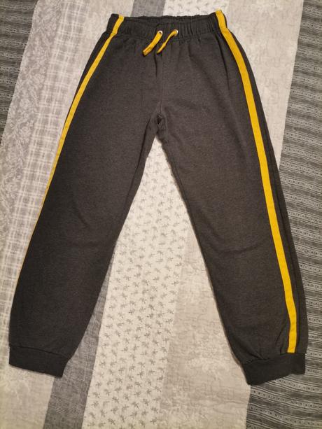 Chlapčenské tepláky č. 158 bonprix, bonprix,158