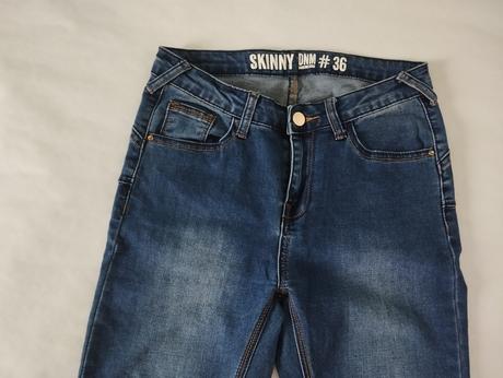 Tmavomodré rifle, 36