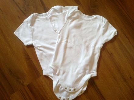 Biele body 2 ks, f&f,74