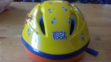 Prilba winnie the pooh, s