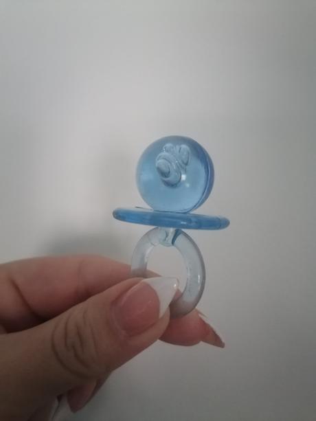 Cumlík, hračka alebo prsteň, 