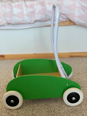 Chodiaca hracka a vozik ikea uppsta, 