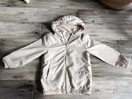 Tenká bundička, 110