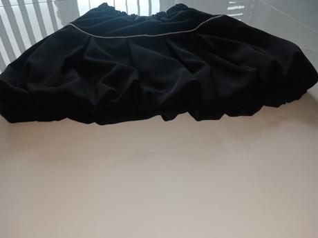 Dievčenská sukňa, 122