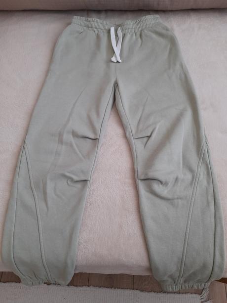 Tepláky, reserved,146