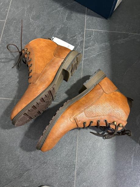 Topánky mustang 44, mustang,44