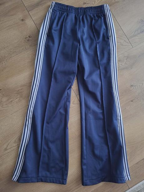 Športove nohavice, teplaky, pull&bear,s