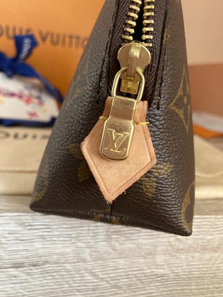 Kozmetická taška louis vuitton,