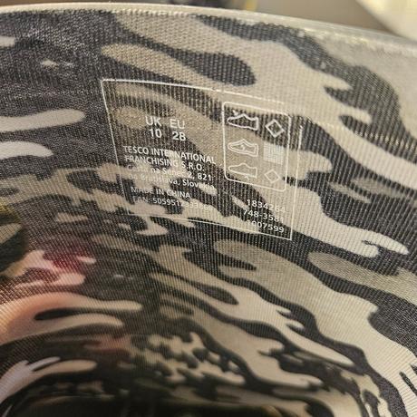 Gumaky batman, f&f,28