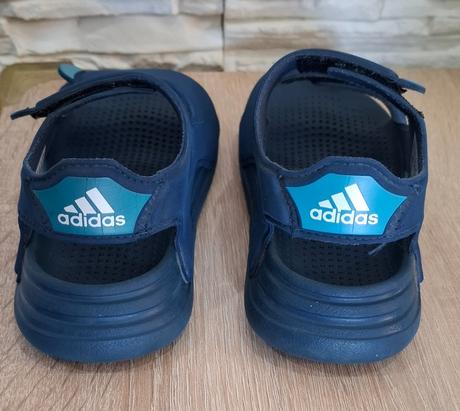 Sandálky, adidas,28