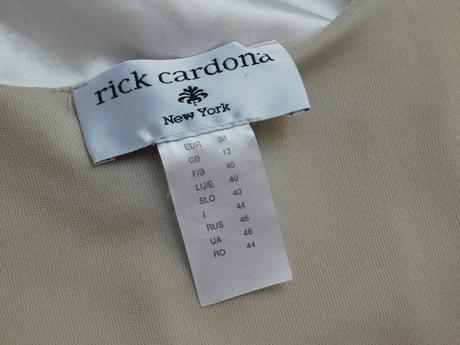 Kvalitne velmi pekne šaty, 38