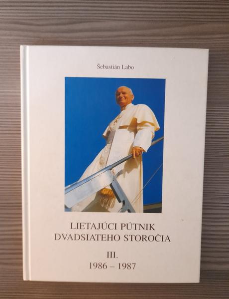 Kniha lietajúci pútnik, 