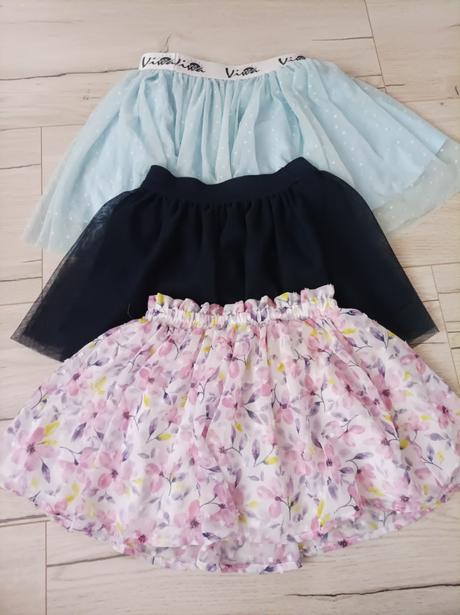 3x sukňa 104/110, 110