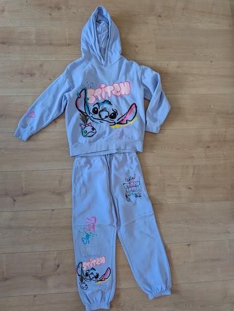 Tepláky stitch, primark,134