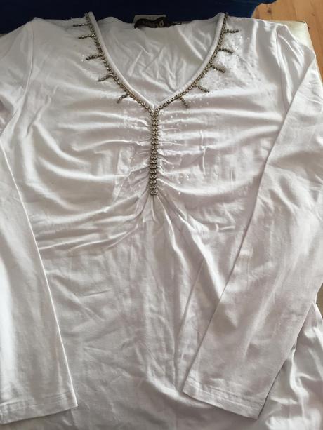 Biele tričko s kamienkami, 42