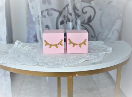 Drevená dekorácia-oči, 