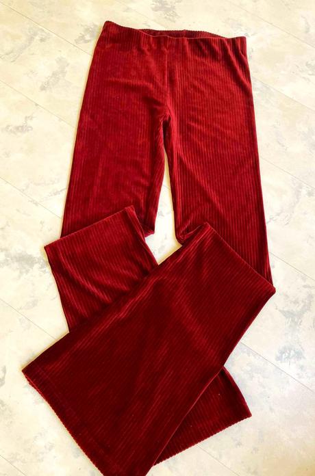 Rozšírené elastické nohavice, m