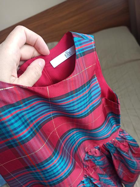 Šaty aj na vianočné fotenie, marks & spencer,92