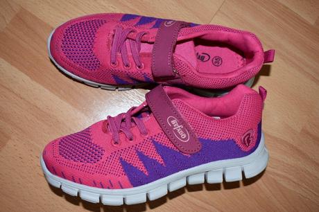 Dievčenské tenisky, 34