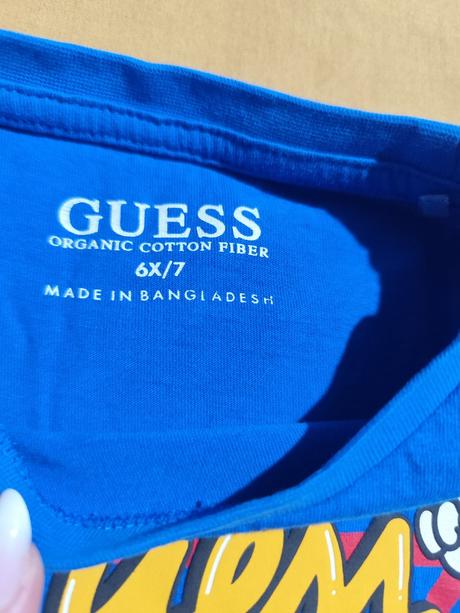 Tričká guess, guess,122