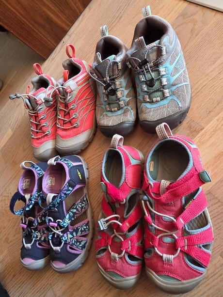 Set topanky + sandale keen, keen,32