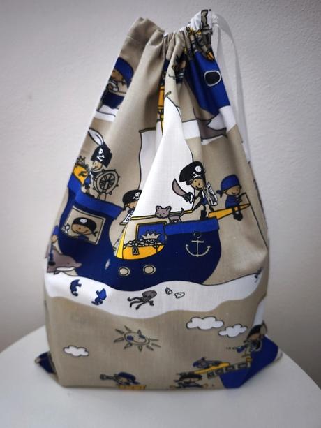 Vrecúško do školy pirati,