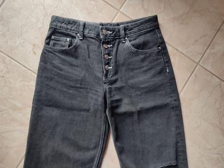 Rifle s originál dierami na kolenách, sinsay,32