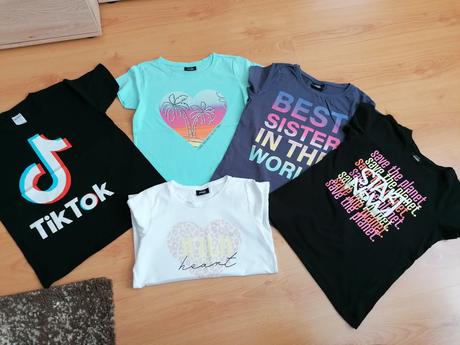 Tričká 4 kusov, takko,146