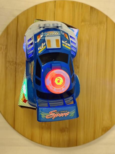 Zberateľ retro svietiace autíčko raco crazy racing,