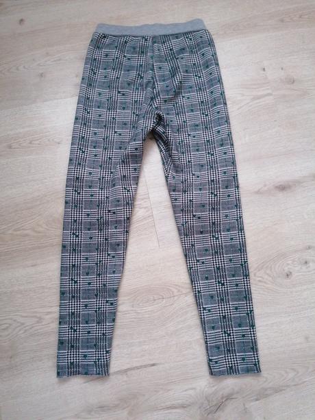 Zateplene legíny, 146