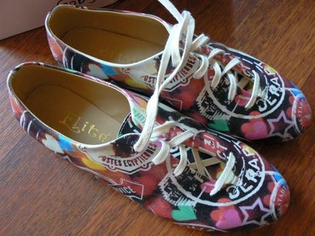 Farebné "pokreslené" topánky, 40